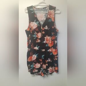 Cute floral sleeveless Ardene romper - size large